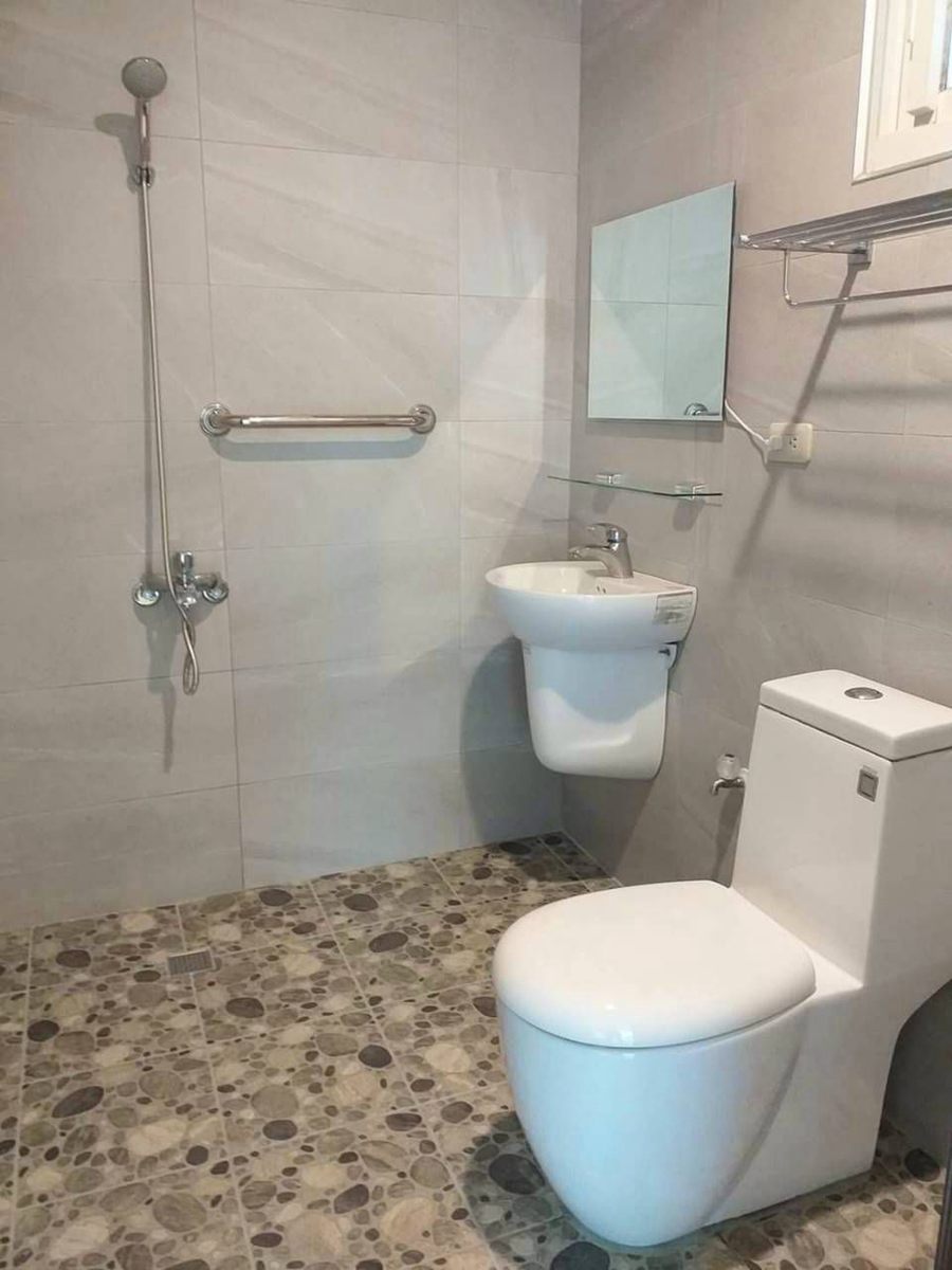 拉芬朵兒(站前館)22人包棟 - 房型照片